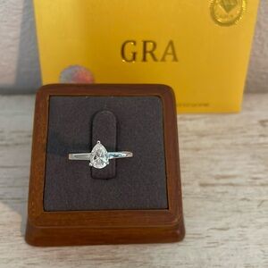 Stunning Pear Shaped Moissanite Ring